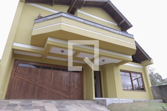 Garagem de casa à venda com 3 quartos, 250m² em Nonoai, Porto Alegre