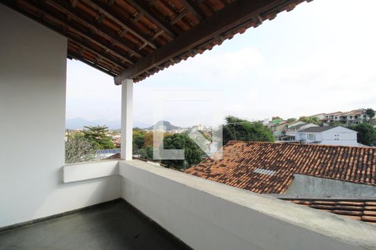 Quarto 1 - Varanda de casa de condomínio à venda com 4 quartos, 750m² em Anil, Rio de Janeiro