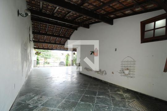 Garagem para cinco carros de casa de condomínio à venda com 4 quartos, 750m² em Anil, Rio de Janeiro