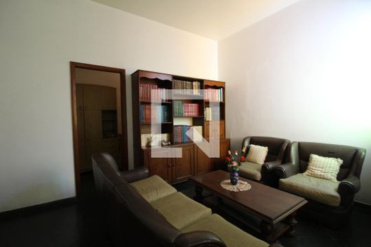 Sala do segundo andar de casa de condomínio à venda com 4 quartos, 750m² em Anil, Rio de Janeiro