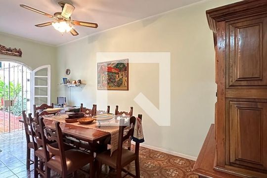 Sala de Jantar de casa à venda com 3 quartos, 133m² em Caxingui, São Paulo