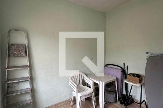 Quarto de Serviço de casa à venda com 3 quartos, 133m² em Caxingui, São Paulo