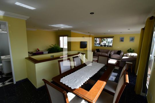Sala 2 de apartamento para alugar com 4 quartos, 176m² em Ponte Preta, Campinas