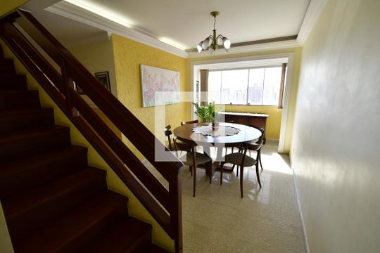 Sala 1 de apartamento para alugar com 4 quartos, 176m² em Ponte Preta, Campinas