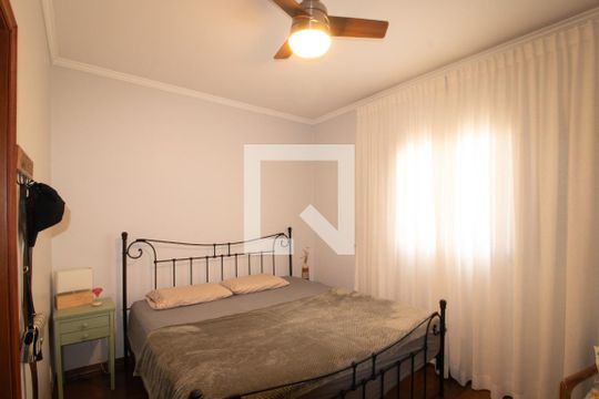 Suite 1 de casa para alugar com 5 quartos, 340m² em Jardim Guapira, São Paulo