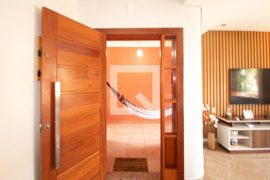Casa para alugar com 5 quartos, 340m² em Jardim Guapira, São Paulo