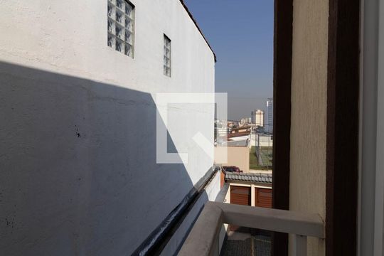 Sacada da Suite 1 de casa de condomínio para alugar com 2 quartos, 67m² em Vila Buenos Aires, São Paulo