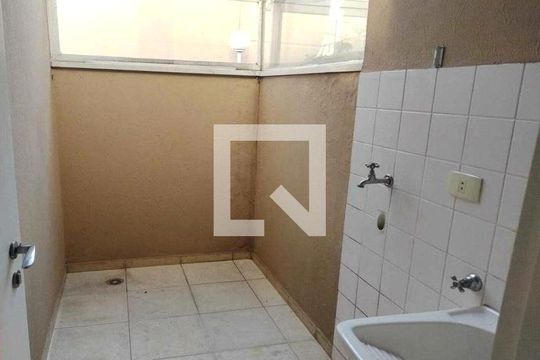 Casa à venda com 2 quartos, 105m² em Jardim Sarah, São Paulo