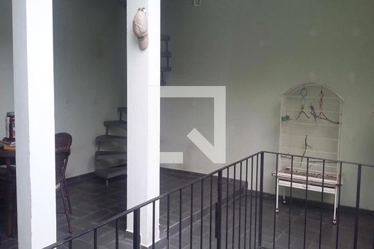 Casa à venda com 3 quartos, 138m² em Butantã, São Paulo