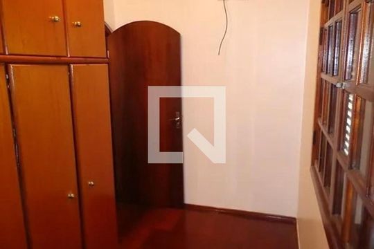 Casa à venda com 3 quartos, 198m² em Vila Campesina, Osasco