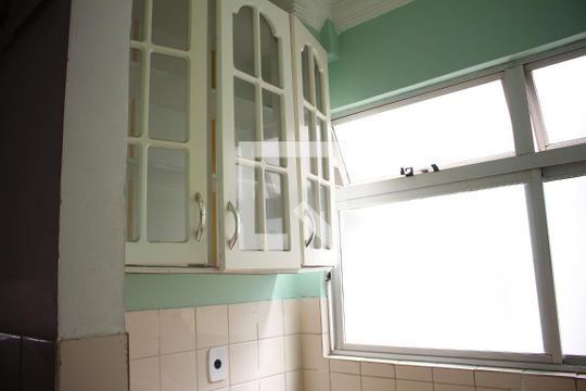 Área de Serviço de apartamento à venda com 3 quartos, 70m² em Milionários, Belo Horizonte