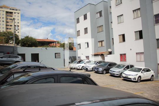 Área comum de apartamento à venda com 3 quartos, 70m² em Milionários, Belo Horizonte