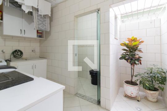 Area de Serviço de casa à venda com 3 quartos, 125m² em Vila Galvão, Guarulhos
