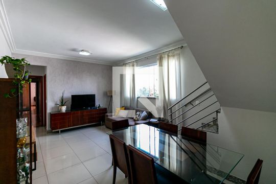 Apartamento à venda com 4 quartos, 261m² em Padre Eustáquio, Belo Horizonte