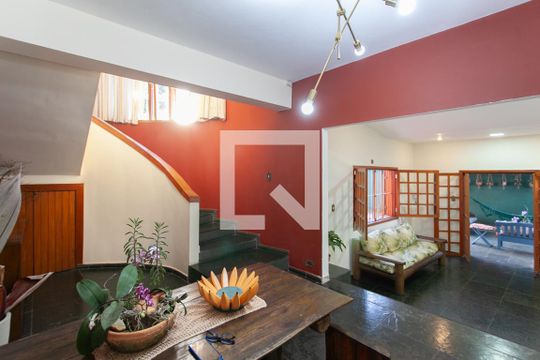 Casa à venda com 3 quartos, 480m² em Santa Amelia, Belo Horizonte