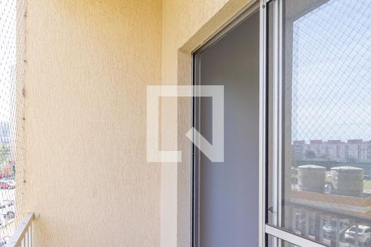 Sacada de apartamento para alugar com 2 quartos, 62m² em Piratininga, Osasco