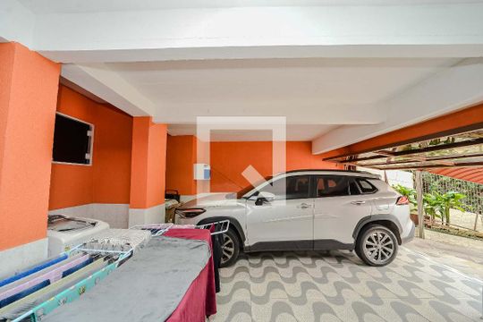 Garagem de casa para alugar com 4 quartos, 496m² em Boa Vista, Porto Alegre