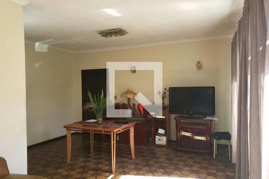 Casa à venda com 3 quartos, 272m² em Jardim Japao, São Paulo