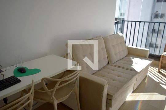 Sala de apartamento para alugar com 1 quarto, 29m² em Pinheiros, São Paulo