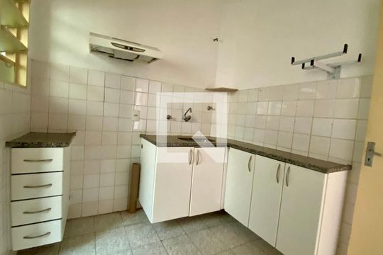 Cozinha de apartamento para alugar com 3 quartos, 70m² em Nova Granada, Belo Horizonte