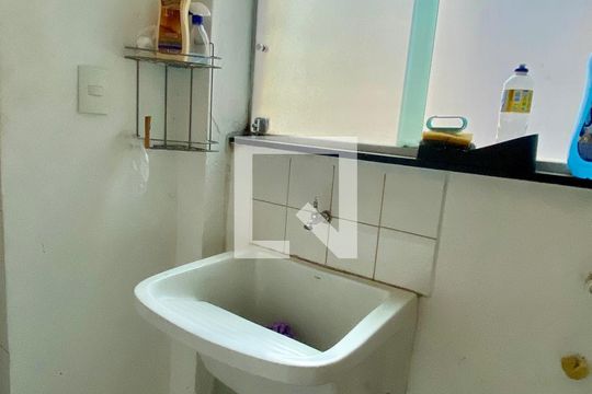 Área de Serviço de apartamento para alugar com 3 quartos, 70m² em Nova Granada, Belo Horizonte