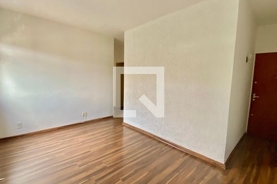Apartamento para alugar com 3 quartos, 70m² em Nova Granada, Belo Horizonte