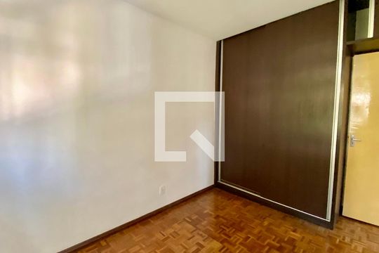 Quarto 1 de apartamento para alugar com 3 quartos, 70m² em Nova Granada, Belo Horizonte