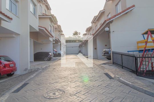 Área comum de casa de condomínio à venda com 3 quartos, 141m² em Sítio da Figueira, São Paulo
