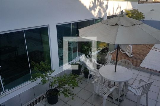 Casa à venda com 3 quartos, 200m² em Penha, Rio de Janeiro