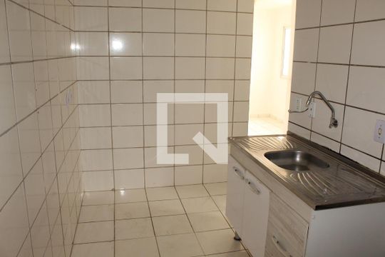 Cozinha de apartamento para alugar com 2 quartos, 49m² em Jardim Helena, Carapicuíba