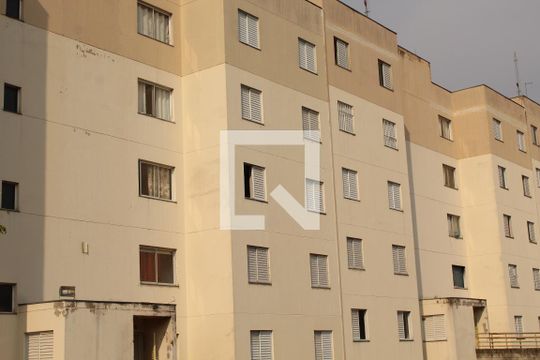 Área comum de apartamento para alugar com 2 quartos, 49m² em Jardim Helena, Carapicuíba