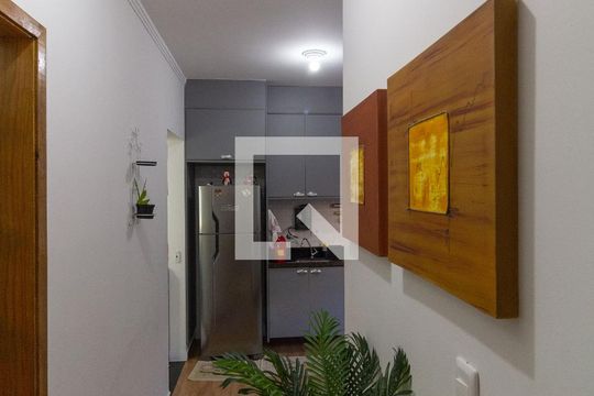 Corredor de apartamento à venda com 2 quartos, 44m² em Vila Antonina , São Paulo