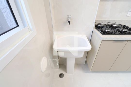 Área de Serviço de apartamento para alugar com 2 quartos, 66m² em Água Branca, São Paulo