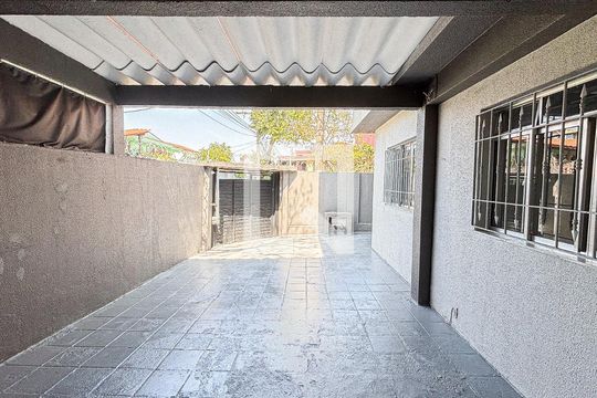 Quintal - Garagem de casa à venda com 2 quartos, 180m² em Jardim Utinga, Santo André