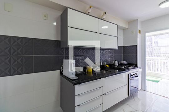 Cozinha  de apartamento para alugar com 3 quartos, 110m² em Jardim Vazani, São Paulo