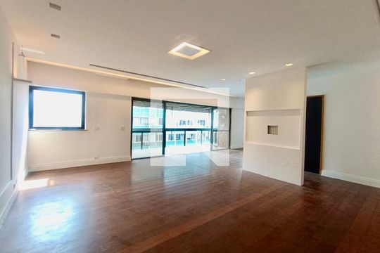 Sala de apartamento à venda com 5 quartos, 230m² em Leblon, Rio de Janeiro