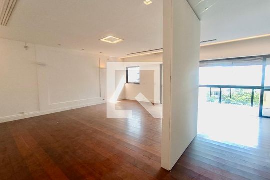 Sala de apartamento à venda com 5 quartos, 230m² em Leblon, Rio de Janeiro