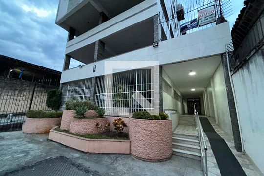 Fachada de apartamento para alugar com 2 quartos, 55m² em Cascadura, Rio de Janeiro
