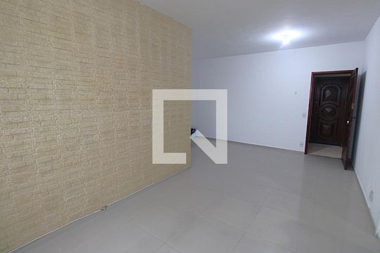 Sala de apartamento para alugar com 2 quartos, 55m² em Cascadura, Rio de Janeiro