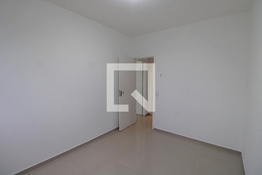 Quarto 1 de apartamento para alugar com 2 quartos, 55m² em Cascadura, Rio de Janeiro