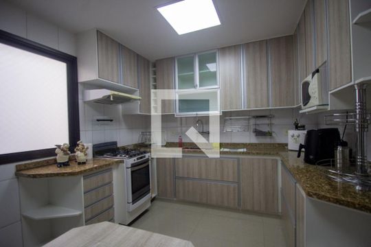 Cozinha e Área de Serviço de apartamento à venda com 4 quartos, 350m² em Recreio dos Bandeirantes, Rio de Janeiro