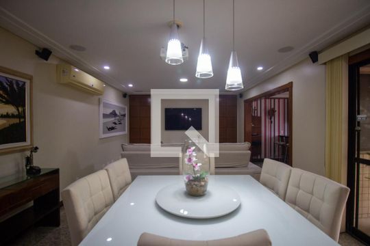 Sala de apartamento à venda com 4 quartos, 350m² em Recreio dos Bandeirantes, Rio de Janeiro