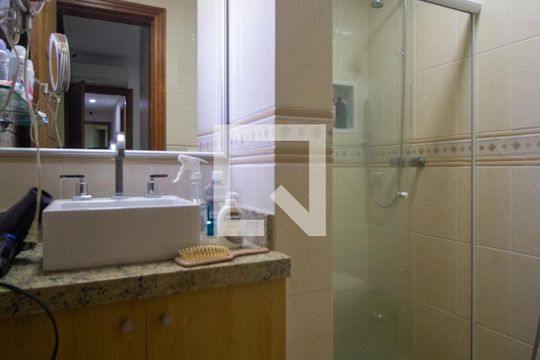 Banheiro da Suíte 1 de apartamento à venda com 4 quartos, 350m² em Recreio dos Bandeirantes, Rio de Janeiro