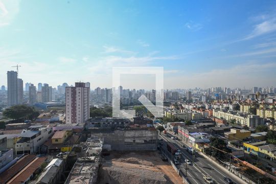 Vista Varanda/Área de Serviço de apartamento para alugar com 2 quartos, 37m² em Vila Moinho Velho, São Paulo