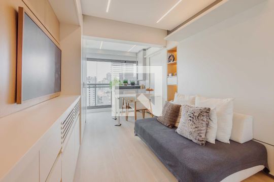 Kitnet/Studio à venda com 1 quarto, 30m² em Pinheiros, São Paulo