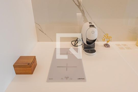Cozinha de kitnet/studio à venda com 1 quarto, 30m² em Pinheiros, São Paulo