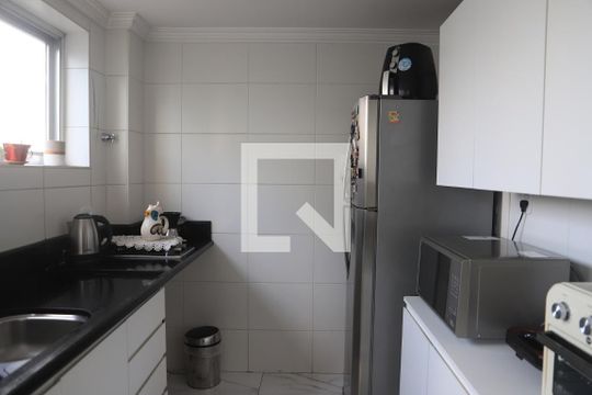 Cozinha de apartamento à venda com 3 quartos, 110m² em Planalto Paulista, São Paulo