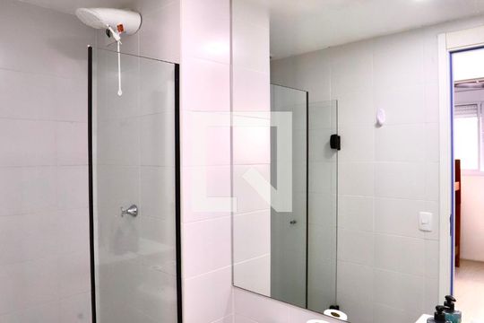 Banheiro de apartamento à venda com 2 quartos, 38m² em Brás, São Paulo