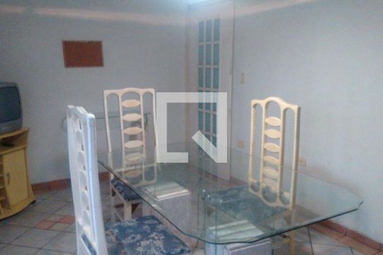 Casa à venda com 4 quartos, 253m² em Campo Belo, São Paulo