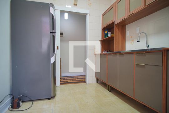 Cozinha de apartamento à venda com 2 quartos, 62m² em Cristo Redentor, Porto Alegre